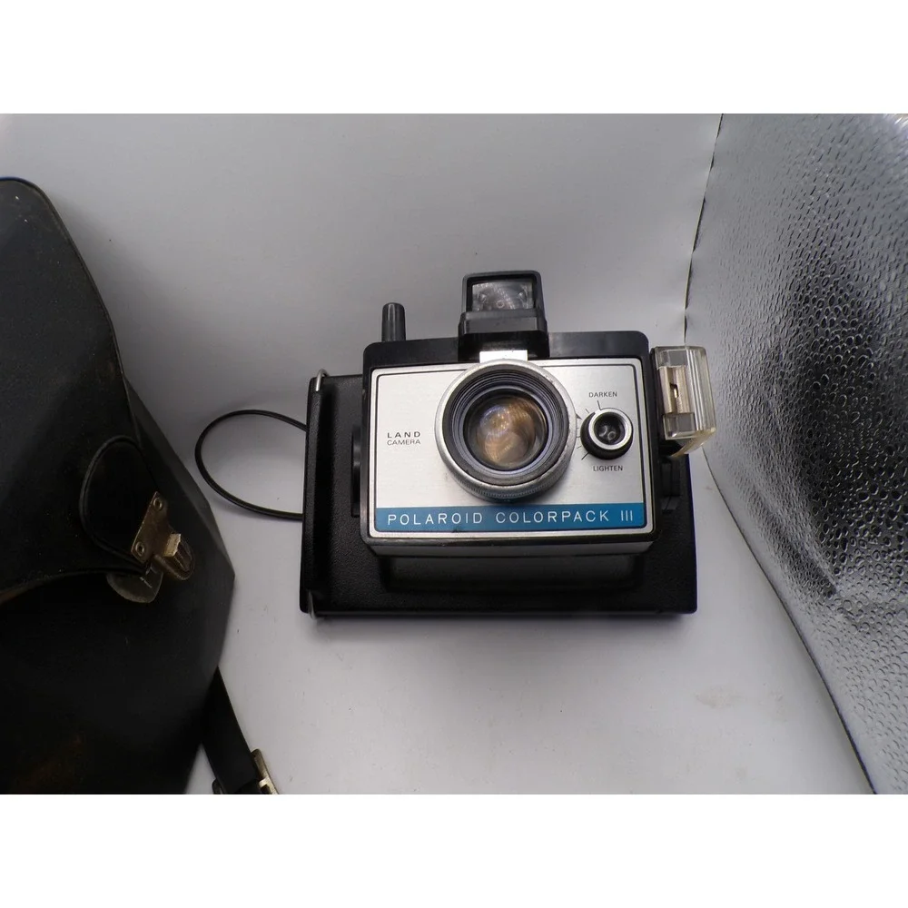 Vintage‎ Polaroid Colorpack III Land Camera with Case - Collectible Tested Works